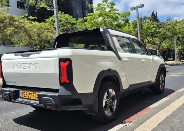 Urban customers do not need the off-road capability and towing capacity of traditional diesel pickups. The electric Musso offers them a unique combination of a refined passenger vehicle and substantial hauling ability.