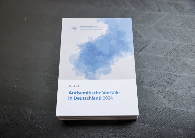  Presentation Of Annual Report On Anti-Semitism BERLIN, GERMANY - JUNE 4: The 2024 annual report made by the Federal Association of Departments for Research and Information on Antisemitism e.V. (RIAS) which reports on collection and analysis of Antisemitic incidents in Germany lays on a table prior 