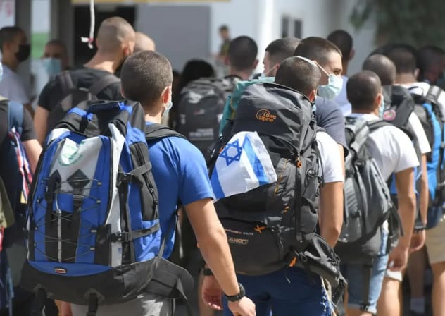 IDF calls on you, prepare your wallet. Enlisting at Tel Hashomer