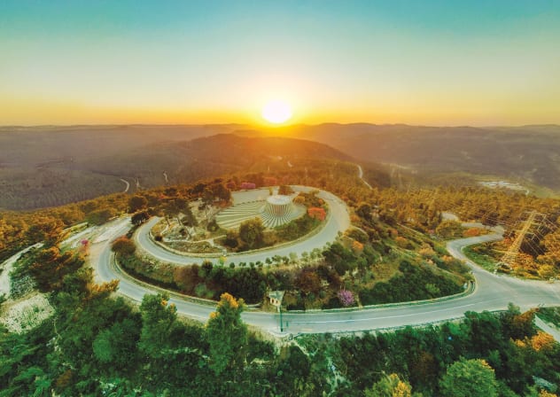 A recent picture of Yad Kennedy.