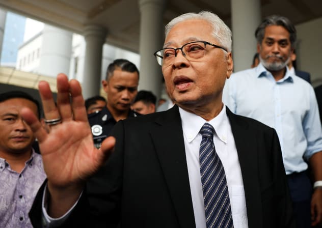 Malaysia's former Prime Minister Ismail Sabri Yaakob leaves the Kuala Lumpur court complex after being released on bail following his being charged with failure to declare assets, at Kuala Lumpur, Malaysia August 27, 2026.