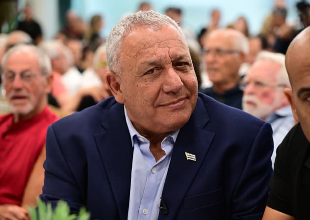 Gadi Eisenkot, head of Yashar, is the main challenger to Prime Minister Benjamin Netanyahu in the upcoming October election.