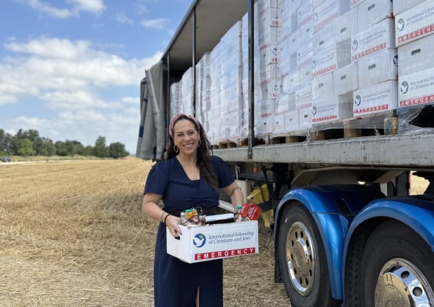 Yael Eckstein with food packages delivered to the Christian community in Syria.