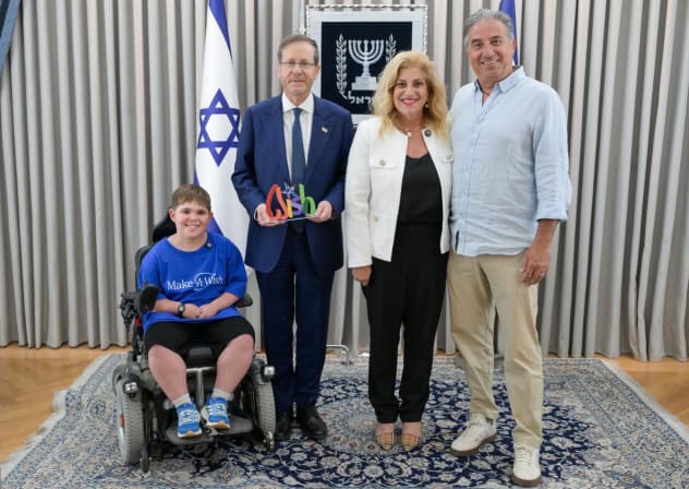 President Herzog, Arbel Rot, Denise and Avi Bar-Aharon Founders of Make-A-Wish Israel.