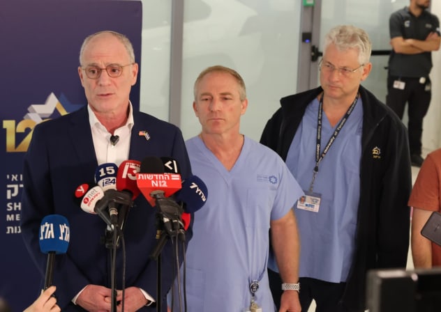 Ambassador to the US Yechiel Leiter gives a press conference on September 24, 2026, after his son Neria was seriously wounded in a terror attack.  