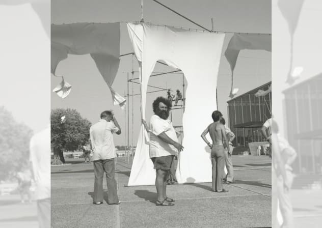 MENASHE KADISHMAN’S 1975 ‘Laundry Forest’ installation outside the Israel Museum invited the public into the work. 