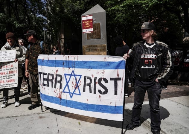 Pro-Palestinian demonstrators protest against Prime Minister Benjamin Netanyahu on the sidelines of the 81st United Nations General Assembly in New York, US, September 24, 2026. 