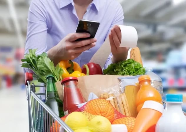 Shopping in the supermarket.