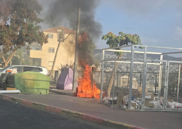 The fire in Beitar Illit that caused serious injury to a 10-year-old child, October 14, 2026.