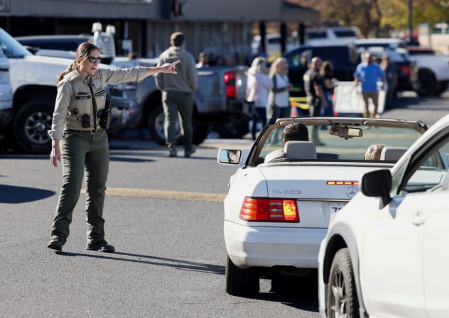 Emergency personnel direct traffic at the scene of a shooting at Silver Rail Elementary School in Bend, Oregon, US, October 15, 2026. 