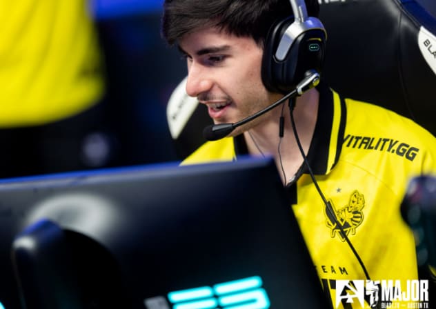 Inside the valuable CS2 skin inventories of Israeli esports stars flameZ and Spinx.