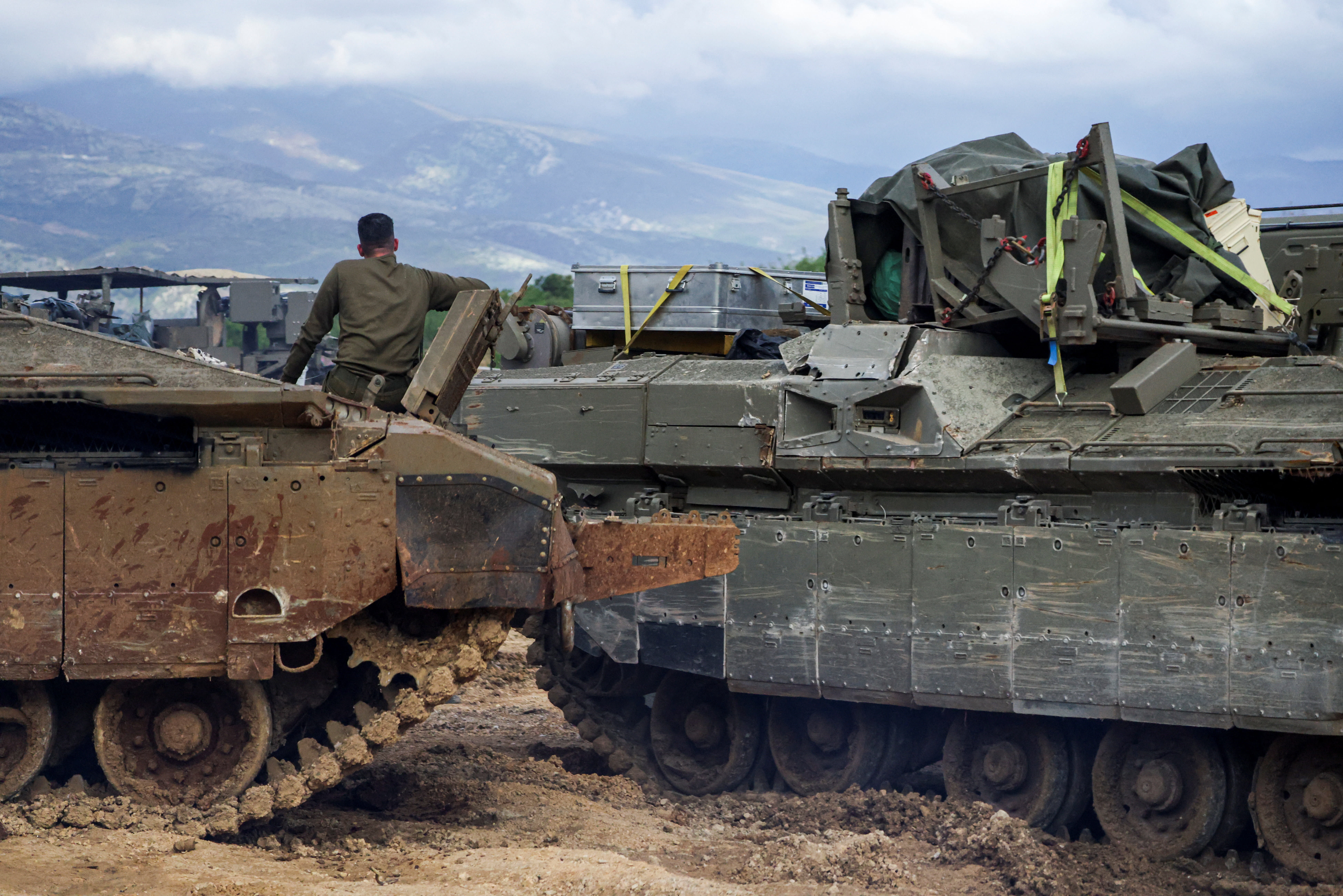What is IDF's view on pontential long-term occupation of southern Lebanon? - analysis