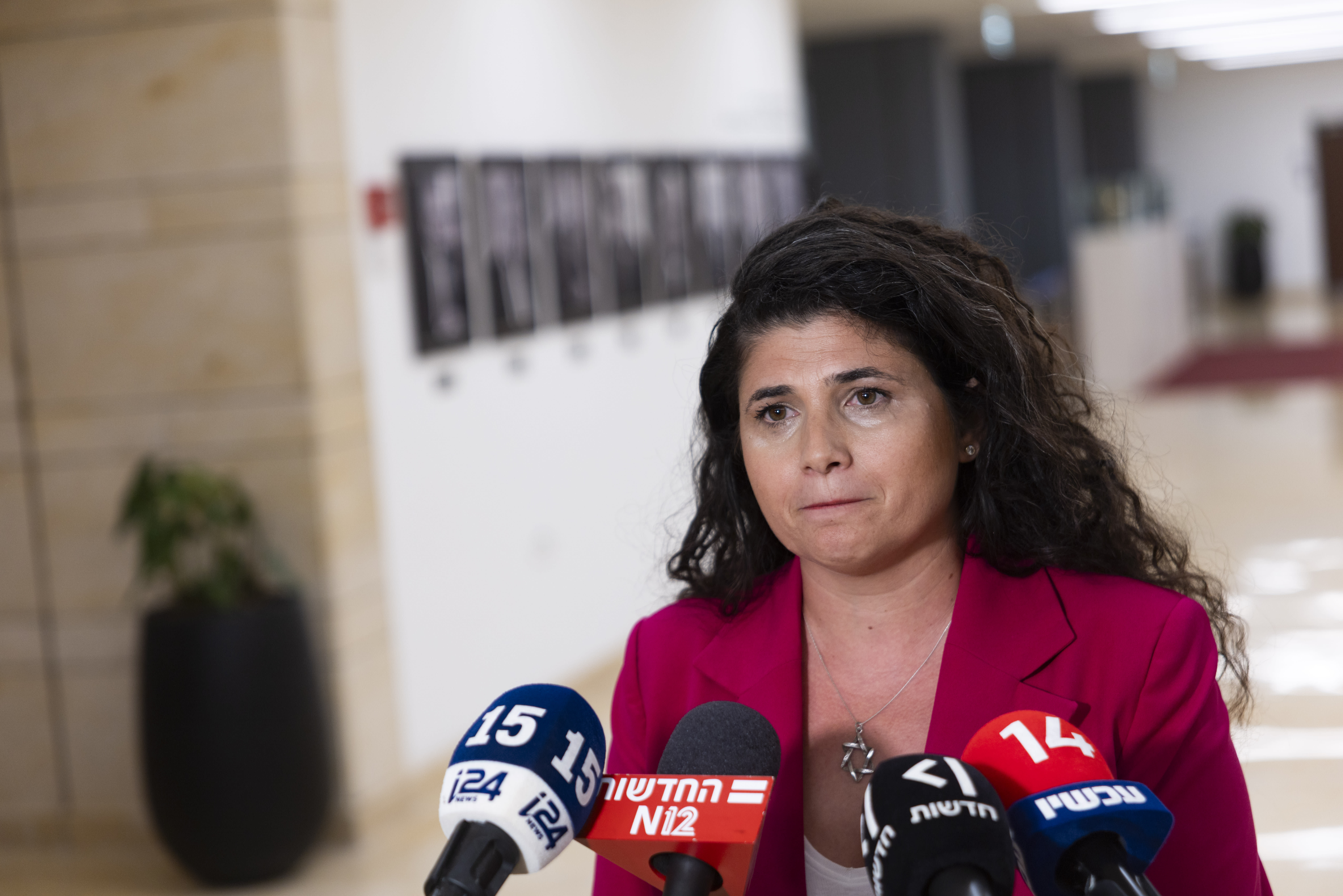 El partido Israel Primero puede unir a Netanyahu y Eisenkot para gobernar juntos, dice Haskel al 'Post'