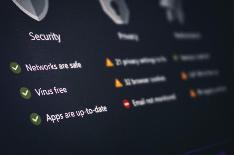 How community review systems drive operational transparency in online services
