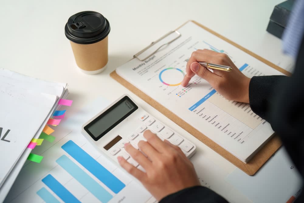 Exploring the key financial skills households need to manage change, reduce financial pressure, and plan for the future. (photo credit: SHUTTERSTOCK)