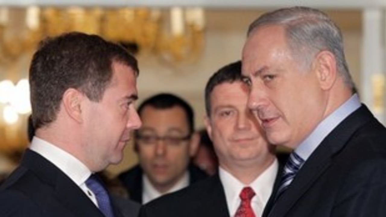 Netanyahu Medvedev 311