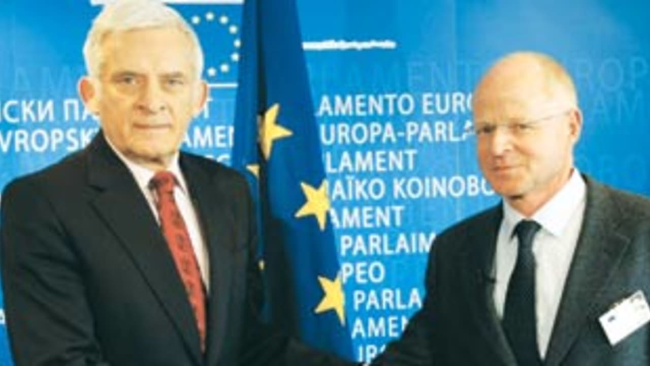 noam schalit eu parliament 311