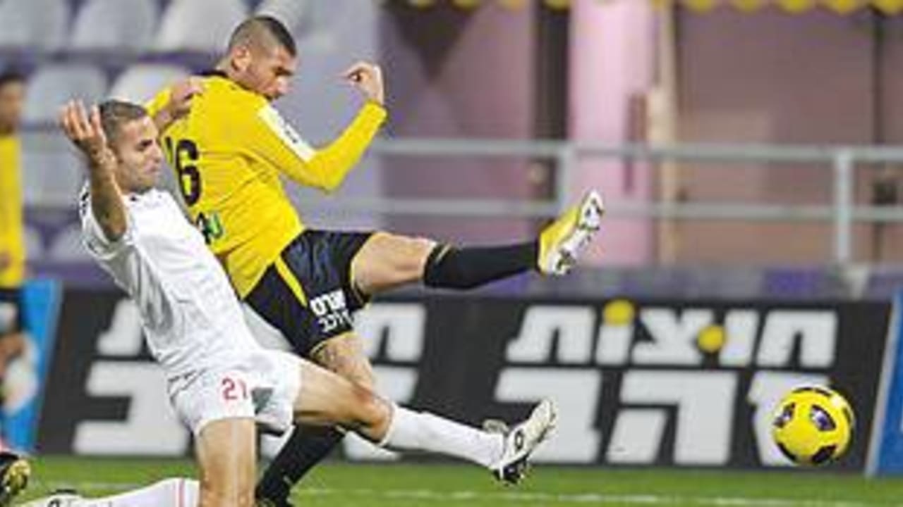 maccabi tel aviv soccer 311