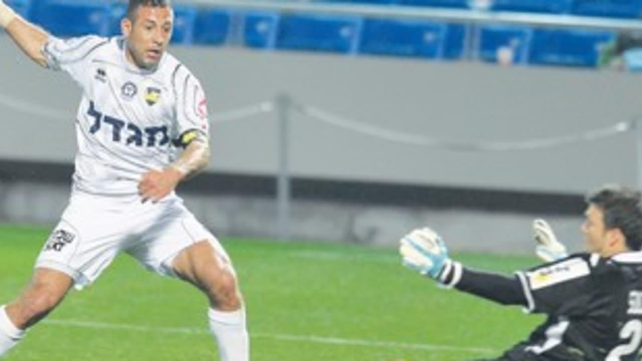 Maccabi Netanya striker Ahmed Saba 311