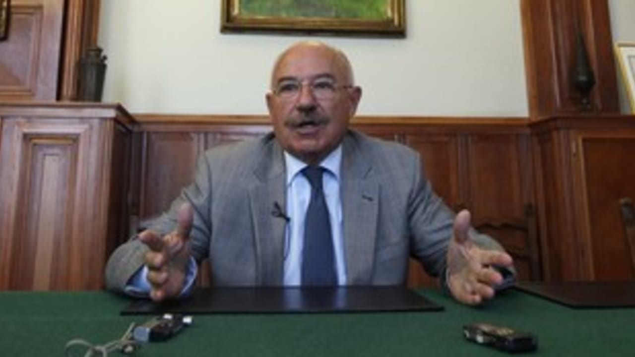 Hungarian Foreign Minister Janos Martonyi 311 (R)
