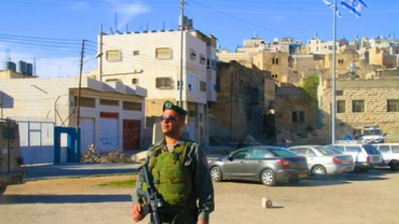 Beit Hamachela Hebron home 370