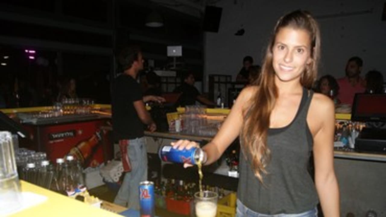Bartender at Pineapple Express 370
