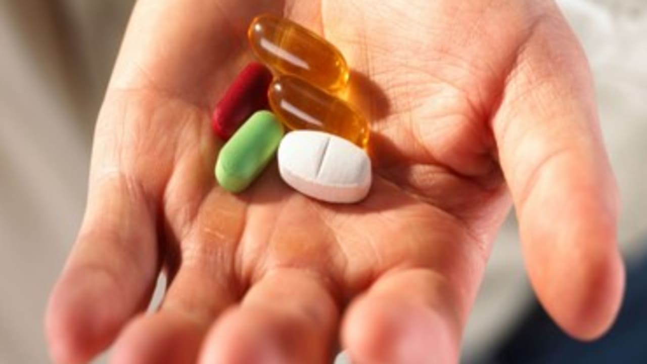 Vitamins (370)
