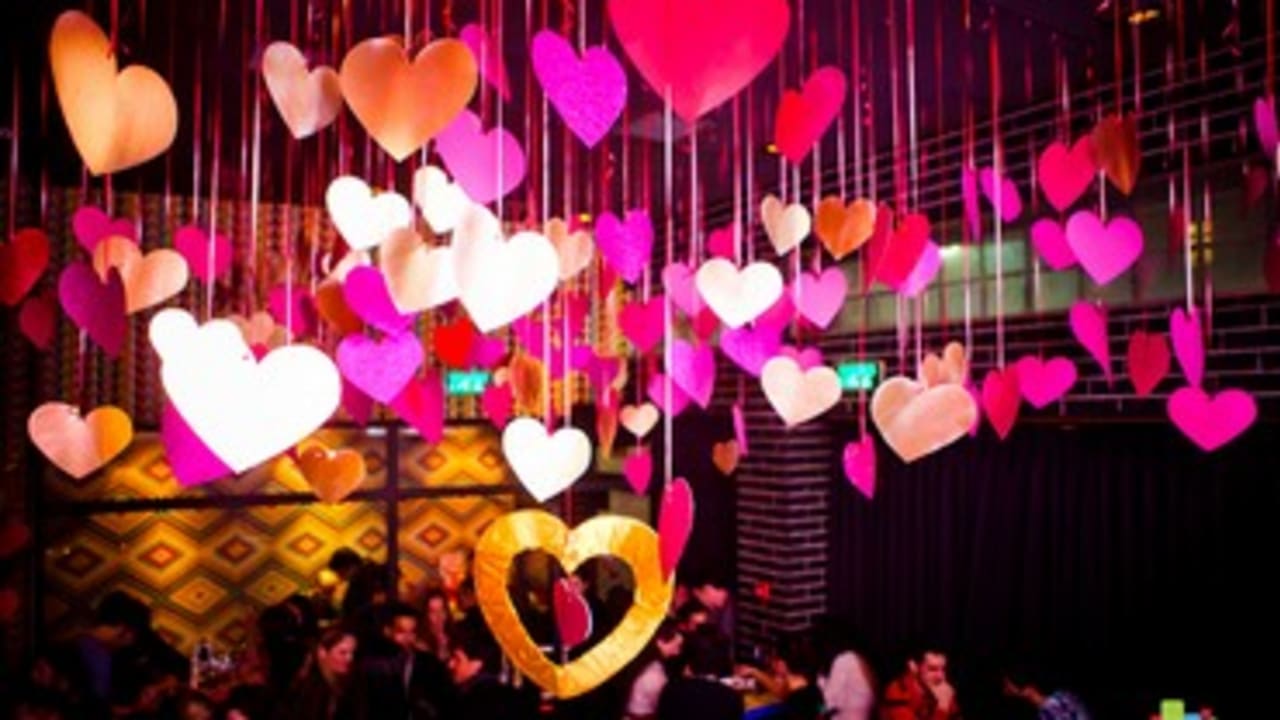 Valentine's Day at Toy Bar, Jerusalem 370
