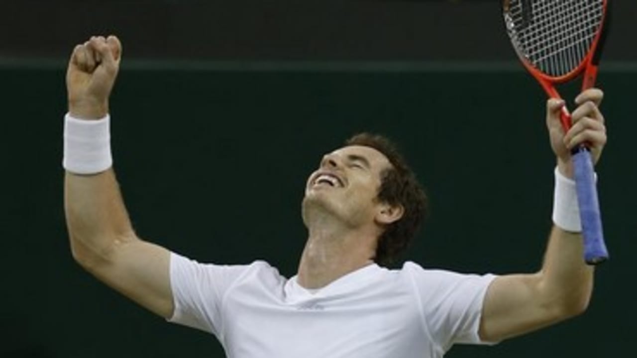 Andy Murray wins 370