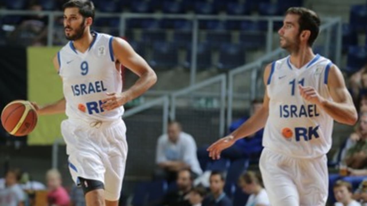 Omri Casspi and Yogev Ohayon370
