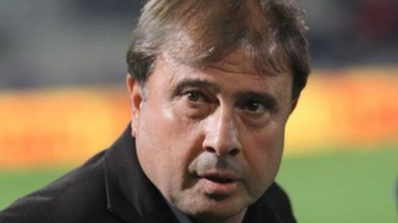 Hapoel Beersheba’s coach Elisha Levy.