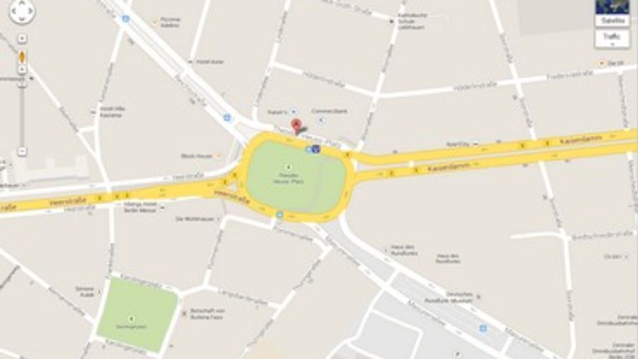 Google Maps (Theodor-Heuss-Platz)