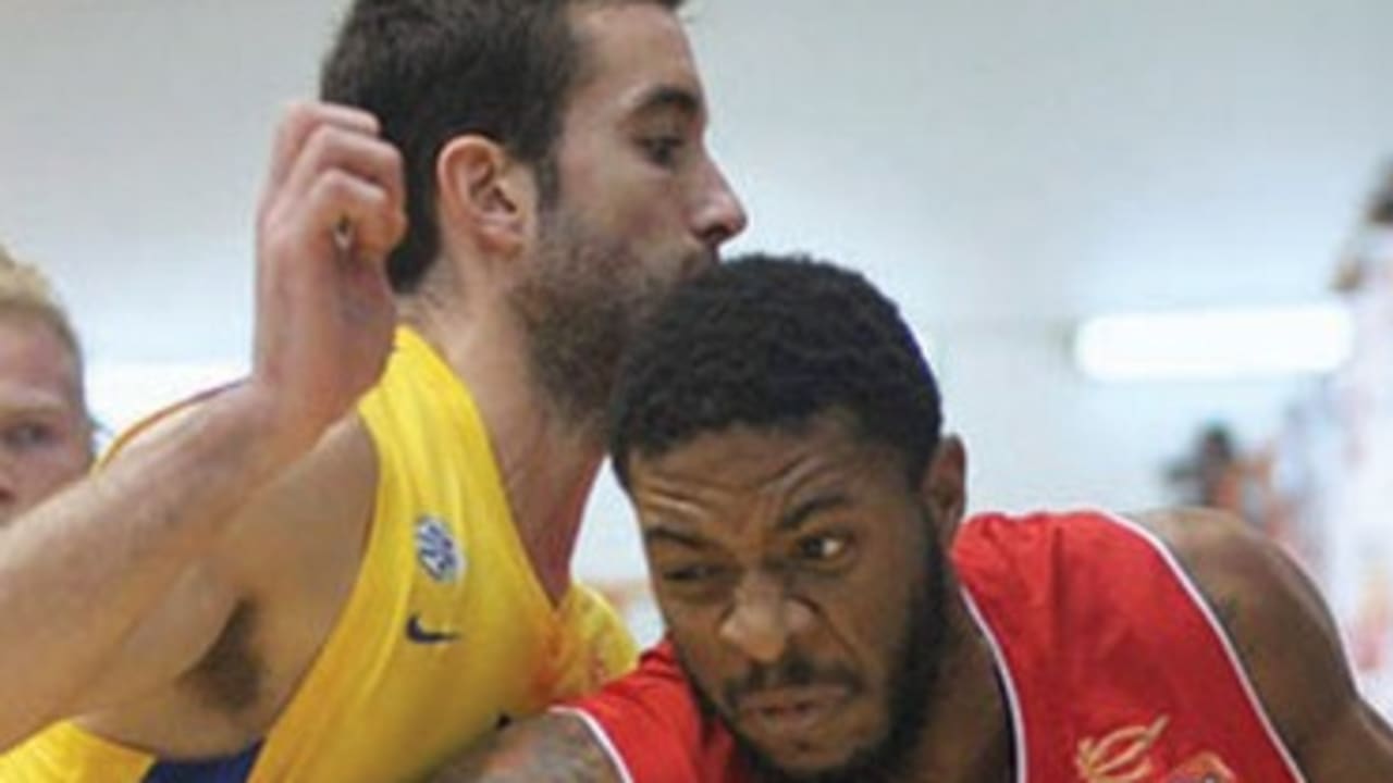 Hapoel Tel Aviv guard Vincent Council (right) will have to step up tonight in the absence of teammate Raviv Limonad when the Reds face Yogev Ohayon (left) and Maccabi Tel Aviv in BSL action.