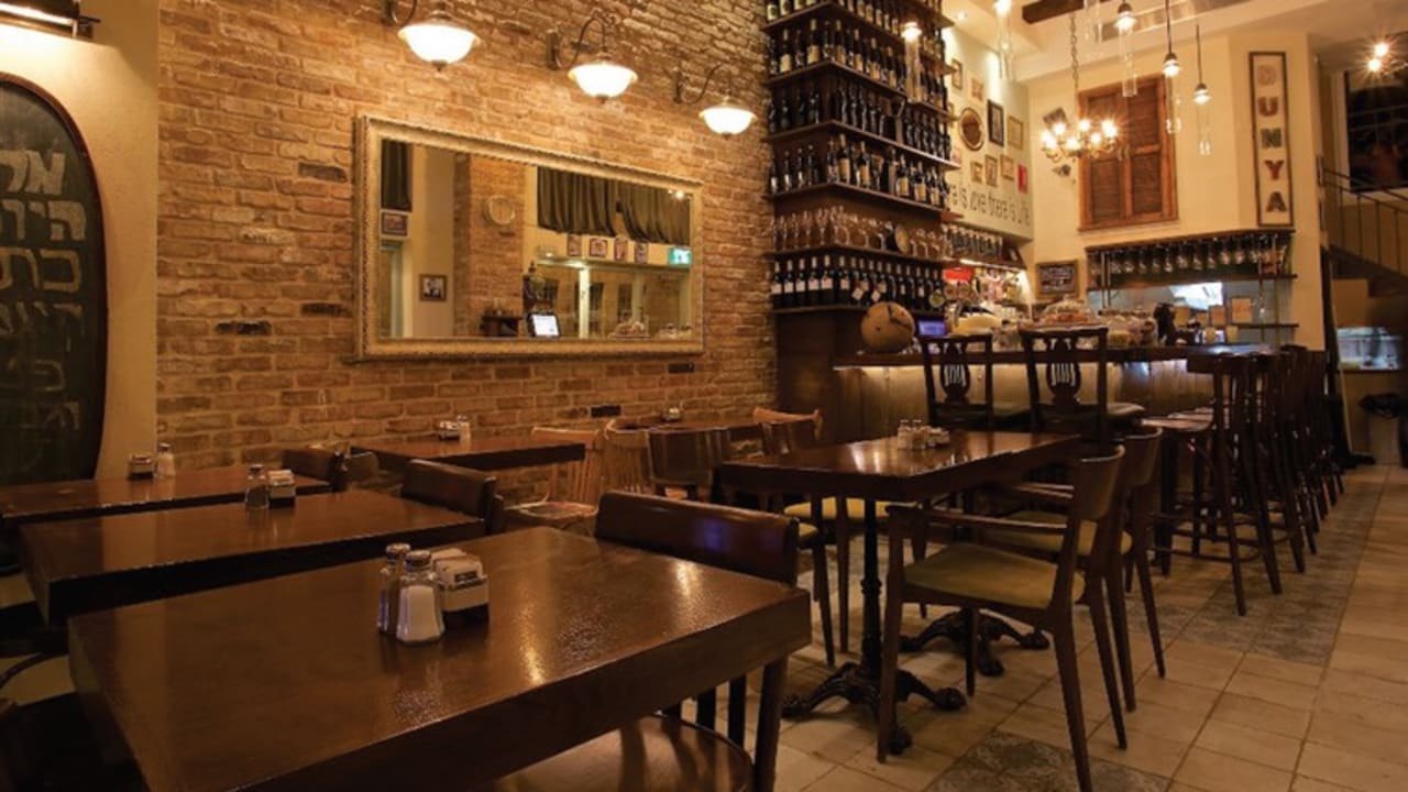 Situated in a prime location, Jerusalem’s new Dunya café/bistro is primed for success.