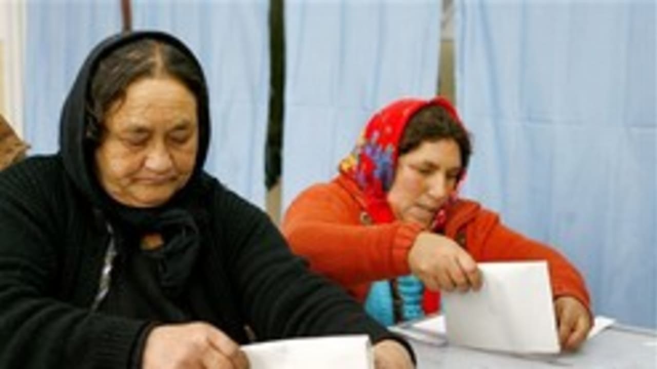 Romanian Gypsy voting 248 ap