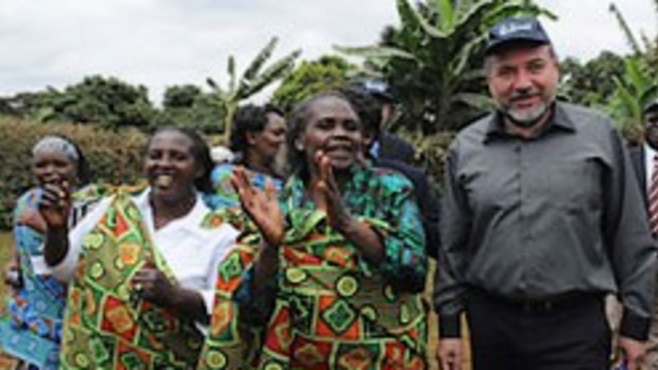 lieberman in africa w. hot chick 248.88