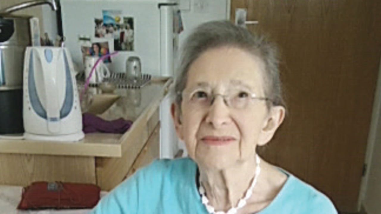 Minnie Leviton