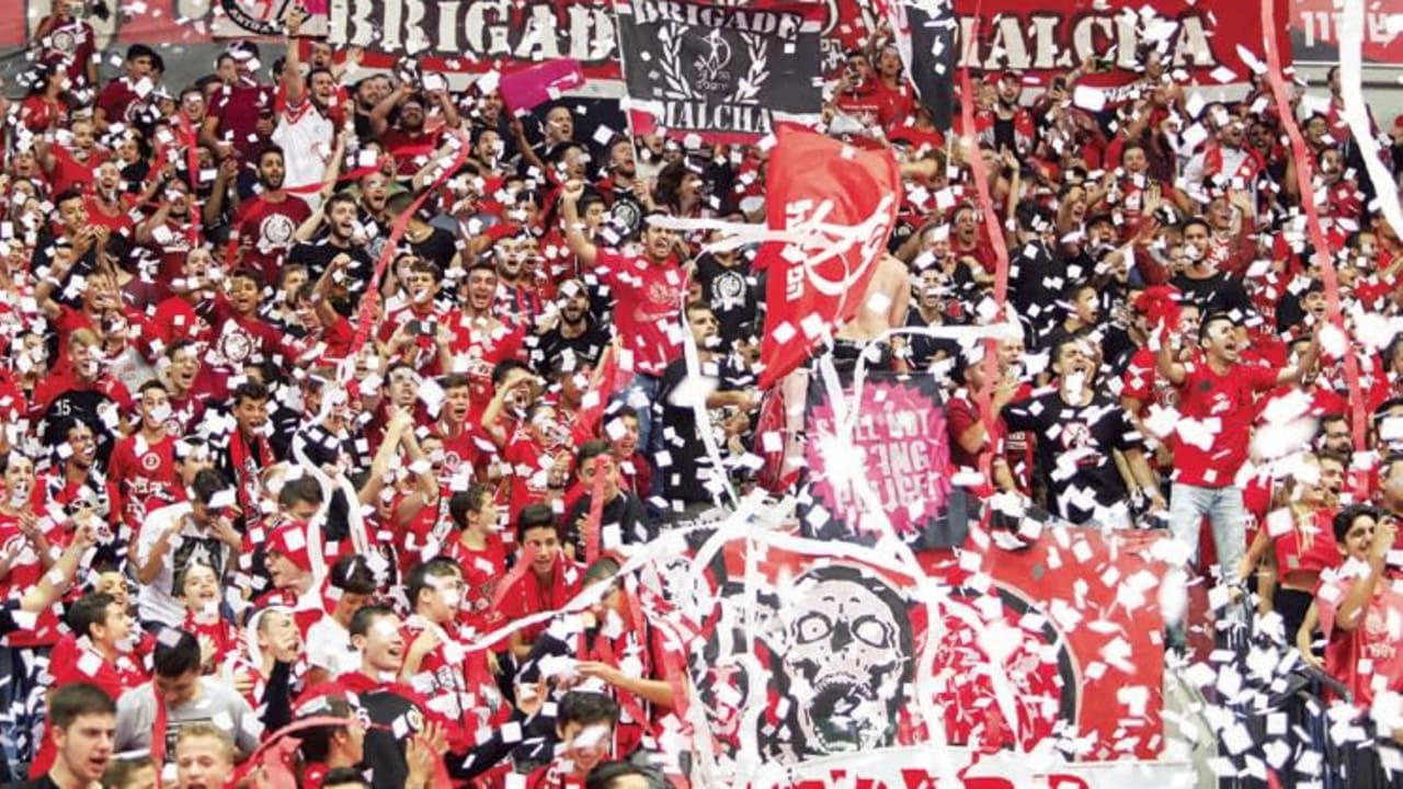 HAPOEL JERUSALEM fans at Malha Arena were thrilled after the Reds pulled out a tight 107-105 victory over Hapoel Gilboa/Galil.