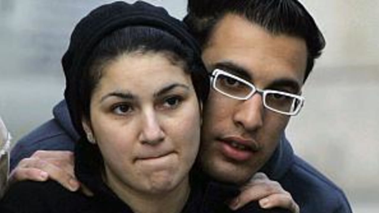 worried israeli couple