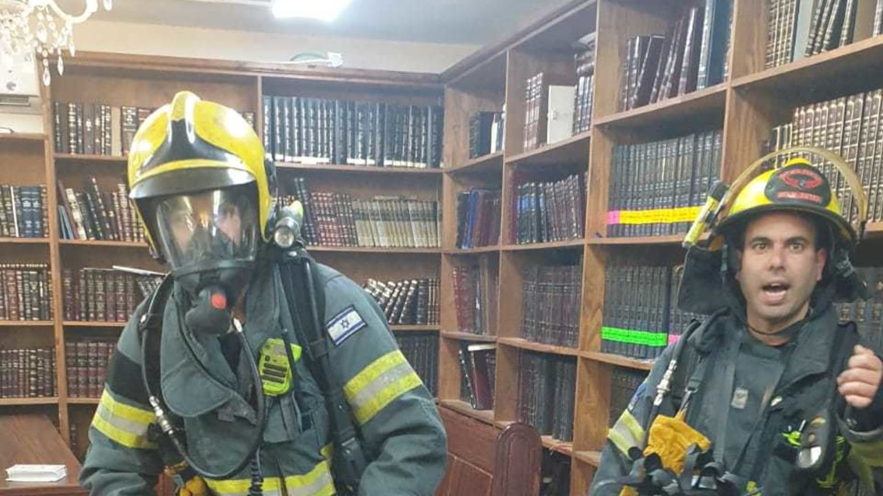 Fire at the Kehilat Hassidim synagogue, Tiberias