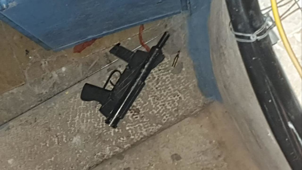Terrorist attack in Jerusalem's Old City, perpetrator shot | The Jerusalem Post