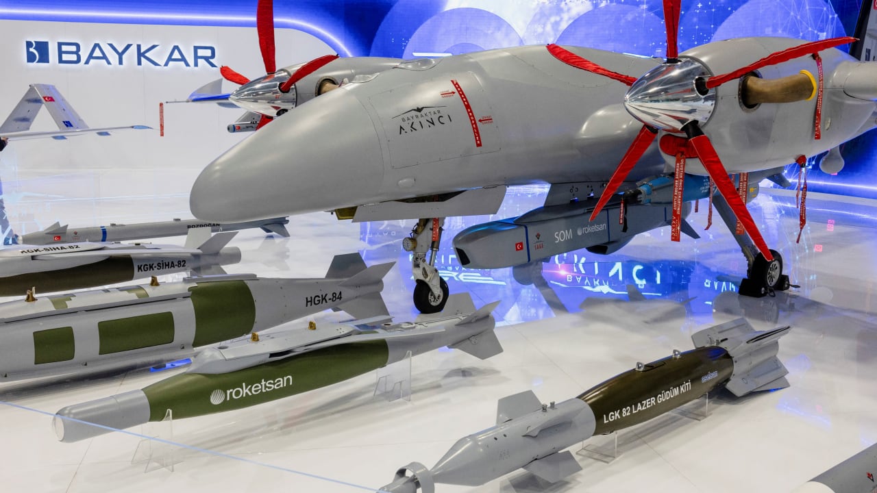  A Bayraktar Akinci unmanned combat drone is pictured at SAHA EXPO Defence & Aerospace Exhibition in Istanbul, Turkey, October 27, 2022.