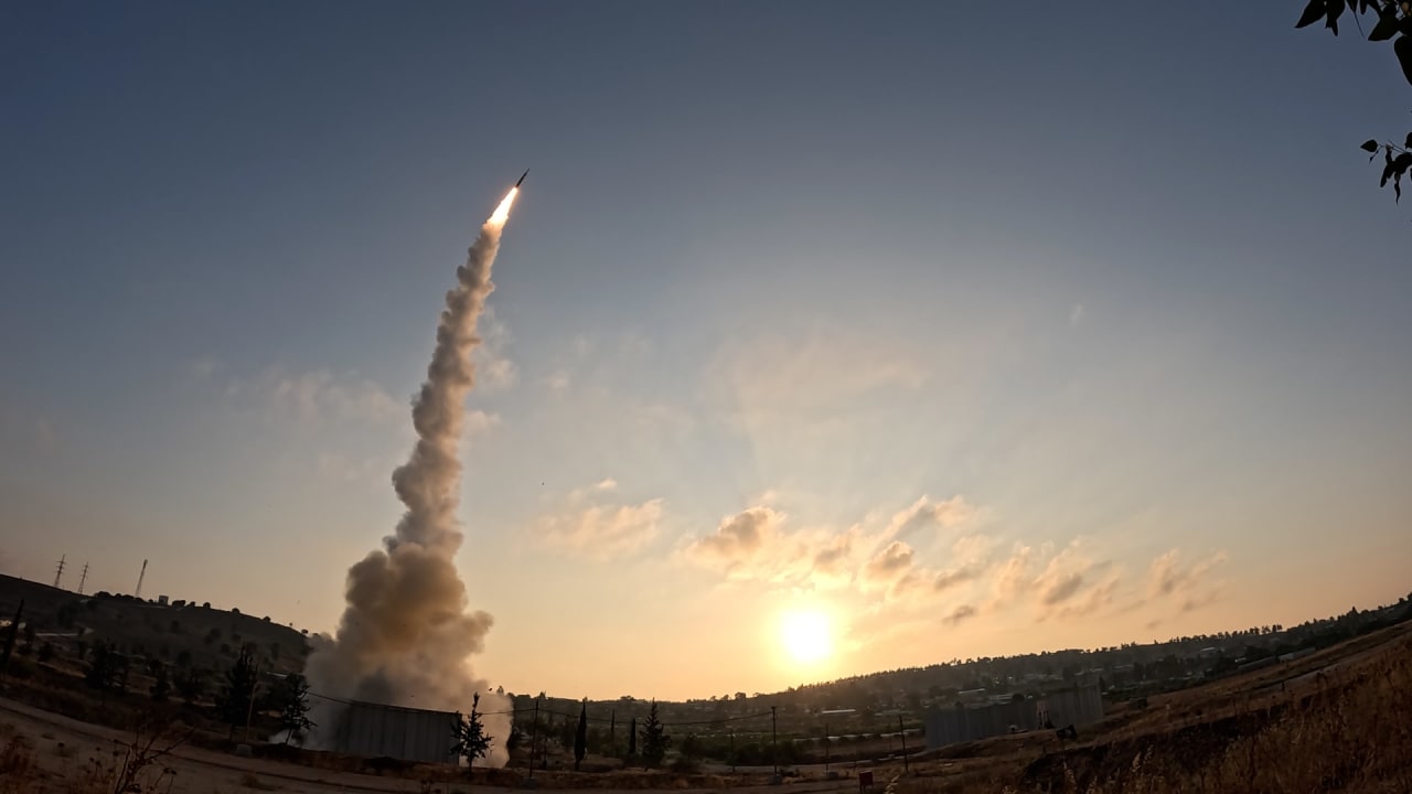 US and Israel Project Technological Dominance Over Iran