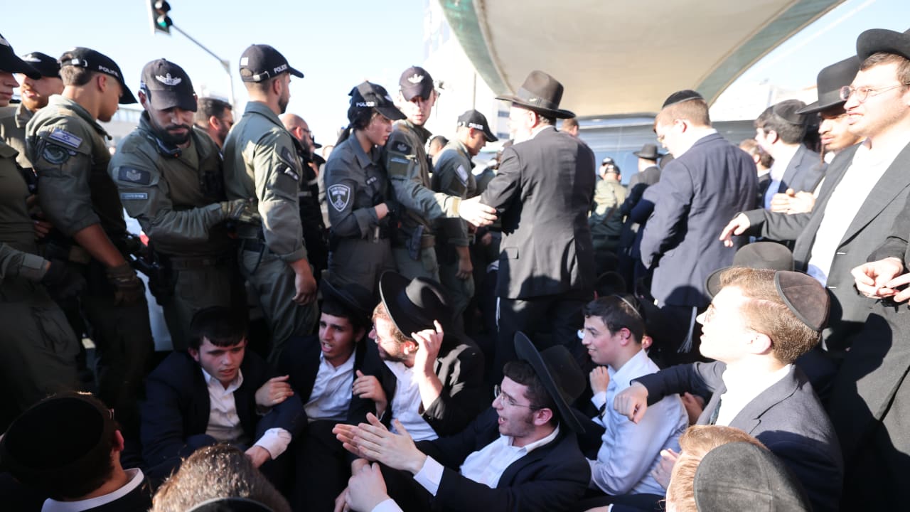 HAREDI DEMONSTRATORS protest in Jerusalem on July 23, 2025.