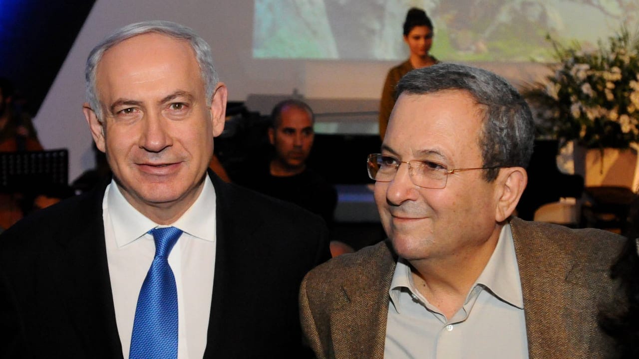 Prime Minister Benjamin Netanyahu seen with then-Defence Minister Ehud Barak at a farewell tribute held in honour.