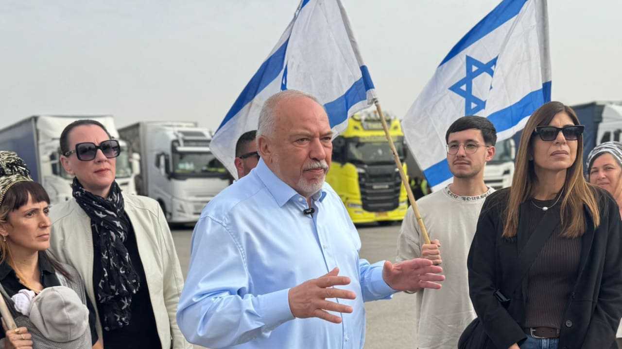 Liberman: Aid trucks to Gaza fund Hamas, Israel returning to pre-Oct. 7 reality