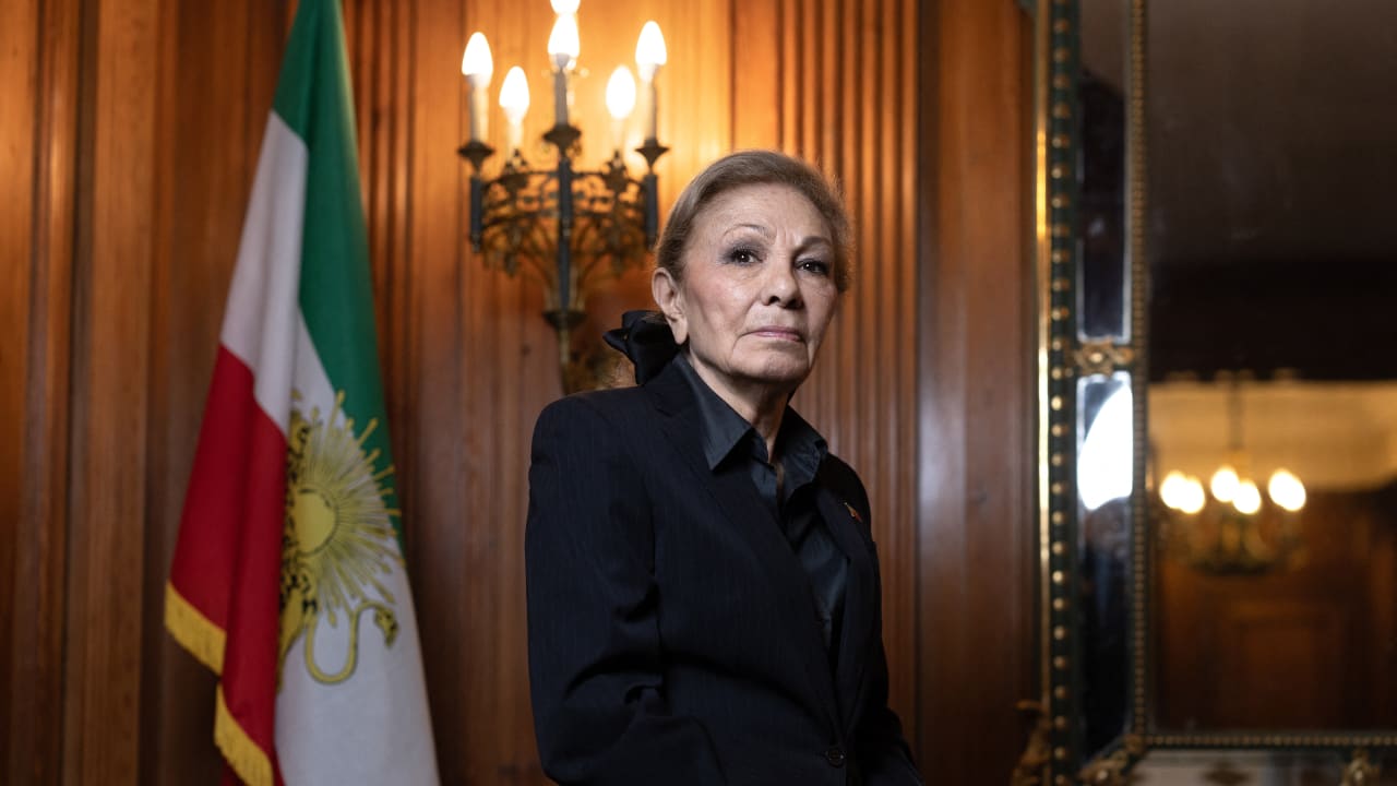 Former Iranian empress shares message of support, hope for anti-regime protesters