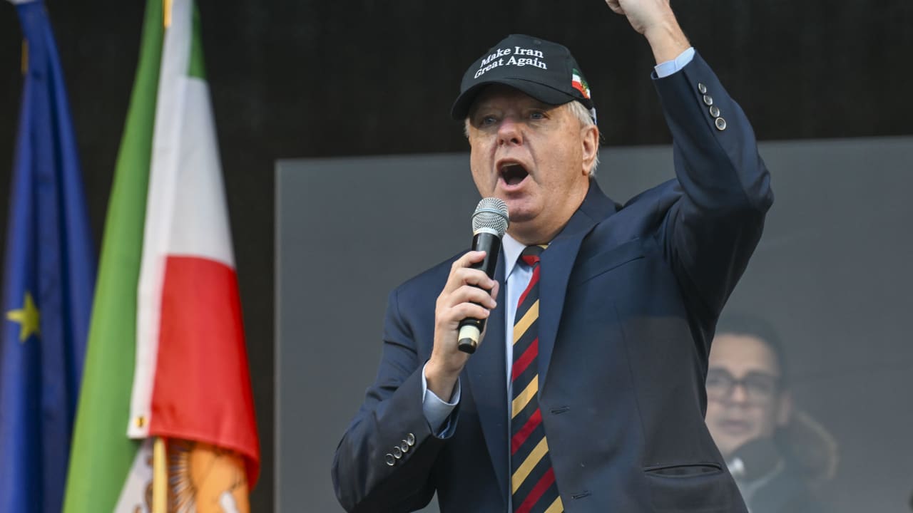 'I'm tired of this crap:' Lindsey Graham attacks Gulf leaders, compares Iranian leader to Hitler
