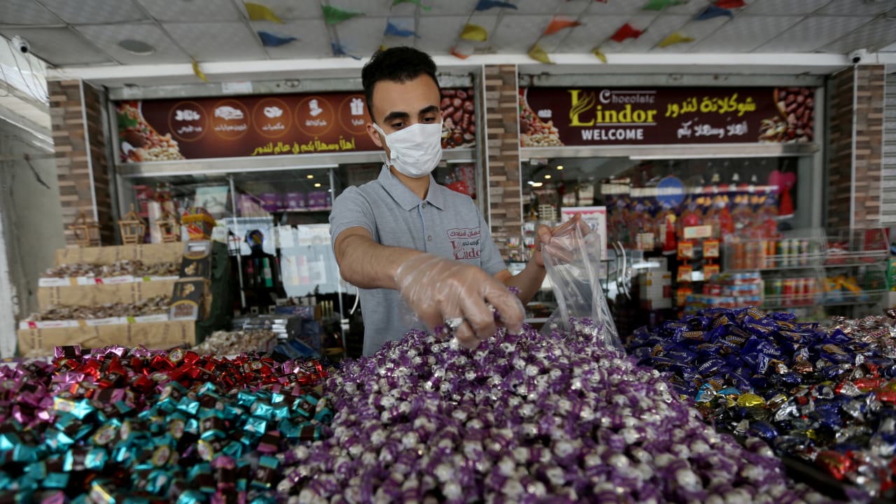 'Have we lost our minds?' Red Bull and Kinder Bueno; Israel is flooding Gaza with sweets