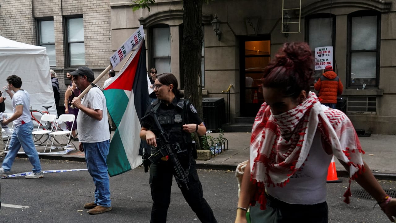 NYC staffer appointed by Mamdani says 'one Israeli left is too many' in resurfaced antisemitic post